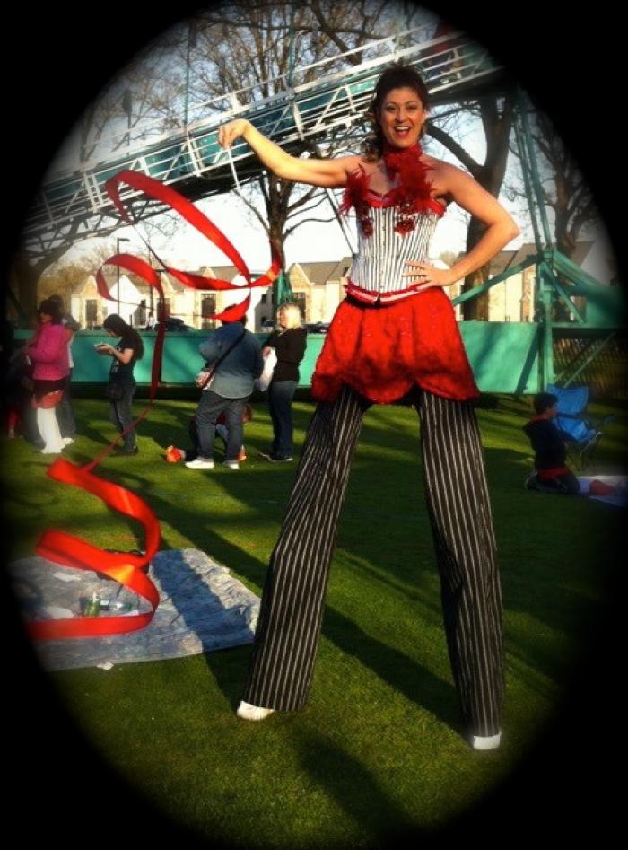 Stephanie Sine-Wilson - street performer